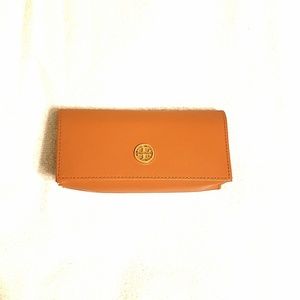 Tory Burch glasses case